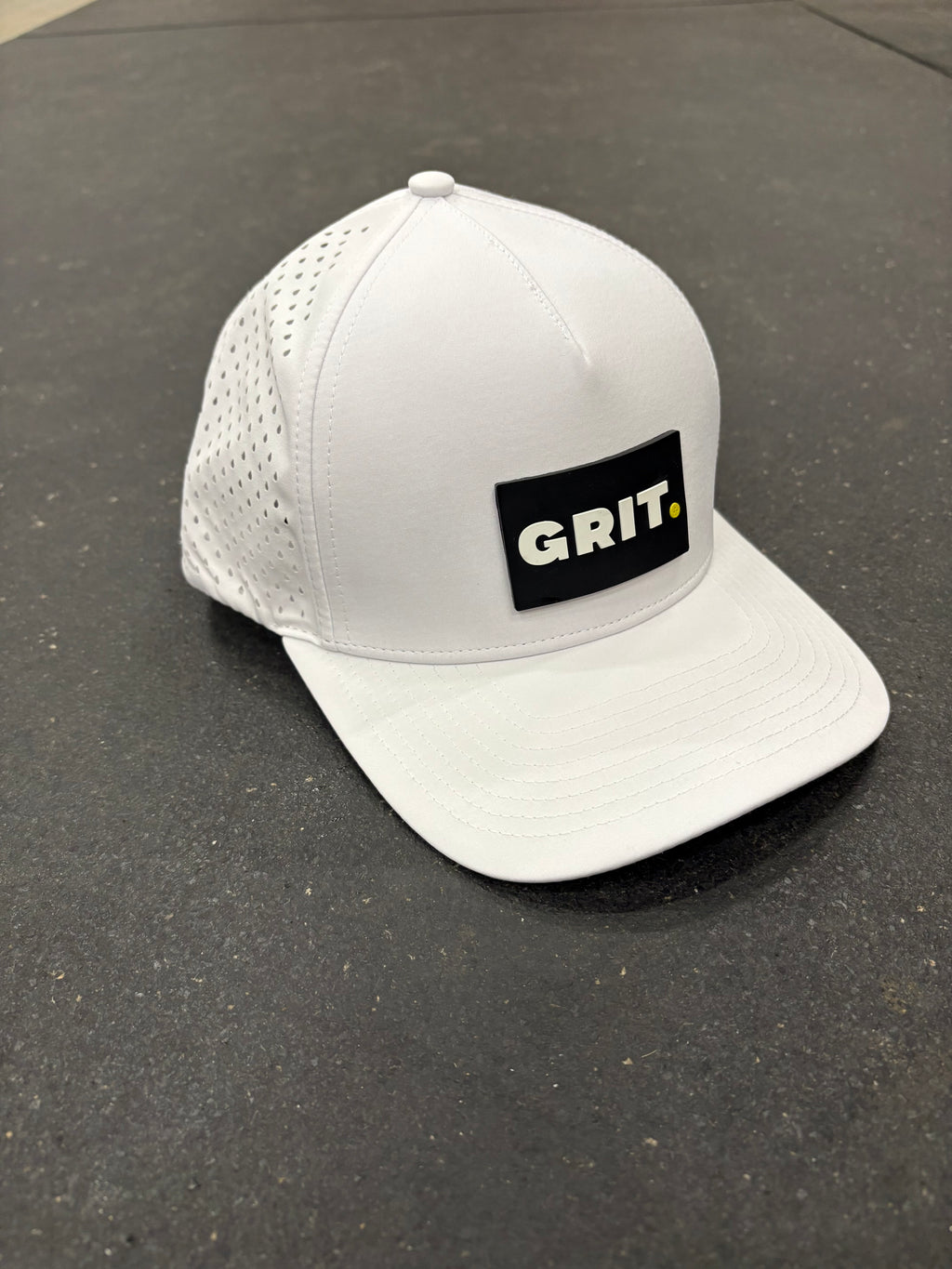 GRIT. Performance Hat